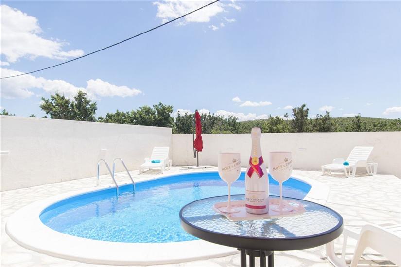 Hus Oasis of Peace