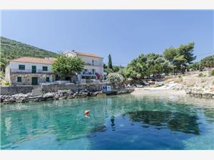 Holiday homes Middle Dalmatian islands,Book  Bay From 100 €