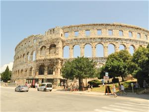 Appartamento Zofija Pola (Pula), Casa di pietra, Dimensioni 75,00 m2, Distanza aerea dal centro città 200 m