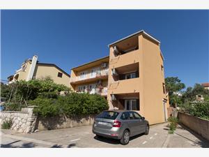Apartment Anton Cres - island Cres, Size 45.00 m2, Airline distance to town centre 400 m