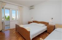 Apartment A1, for 5 persons