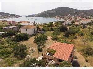 Appartement Split en Trogir Riviera,Reserveren  Joško Vanaf 214 €