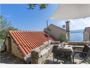 Stenen huize Split en Trogir Riviera,Reserveren  Cottage Vanaf 100 €