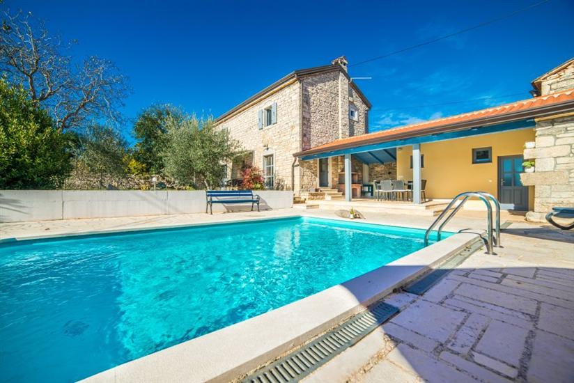 Villa Ava