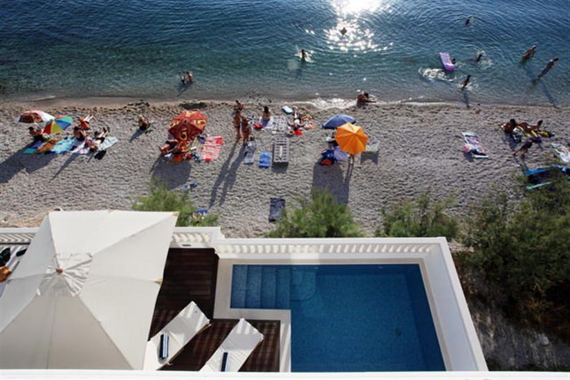 Villa More