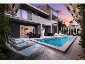 Beachfront accommodation Sibenik Riviera,Book  Martinis From 693 €