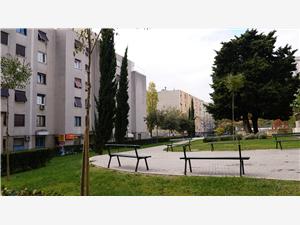 Appartement Split en Trogir Riviera,Reserveren  Ruža Vanaf 69 €