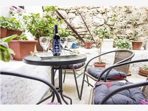 Appartamento Riviera di Spalato e Trogir (Traù),Prenoti  Barakuda Da 16 €