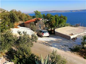 House Anica Dalmatia, Remote cottage, Size 90.00 m2, Airline distance to the sea 160 m