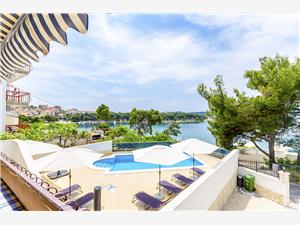 Beachfront accommodation Split and Trogir riviera,Book  Edita From 85 €