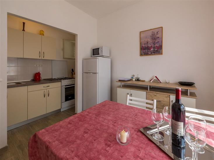 Apartment A1, for 5 persons