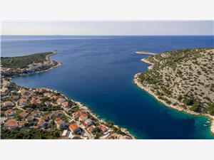 Soukromé ubytování s bazénem Split a riviéra Trogir,Rezervuj  Marina Od 6654 kč