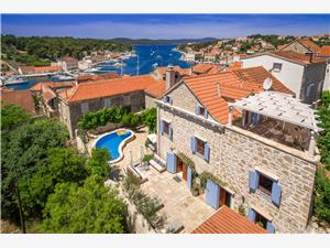 Villa Middle Dalmatian islands,Book  Vicina From 410 €