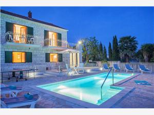 Accommodation with pool Middle Dalmatian islands,Book  Vjeka From 399 €