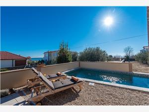 Alloggi con piscina Riviera di Zara,Prenoti  Casia Da 318 €