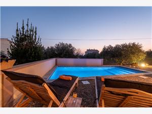 Villa Riviera di Zara,Prenoti  Casia Da 357 €