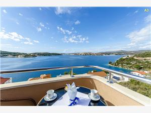 Accommodatie aan zee Sibenik Riviera,Reserveren  Smilje Vanaf 157 €