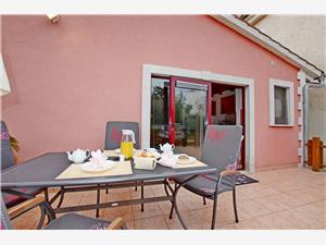 Holiday homes Blue Istria,Book  Nada From 68 €