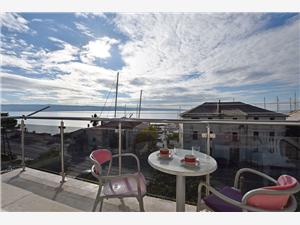 Appartement Split en Trogir Riviera,Reserveren  Dragun Vanaf 114 €