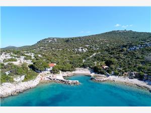 Beachfront accommodation Split and Trogir riviera,Book  Sarah From 20 €
