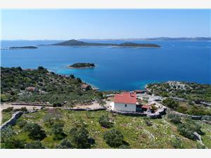 House Lovre North Dalmatian islands, Remote cottage, Size 60.00 m2, Airline distance to the sea 150 m