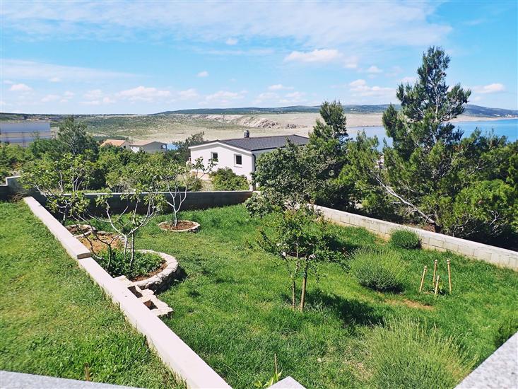 Apartment BOREAS-with panoramic view to the sea and Velebit
