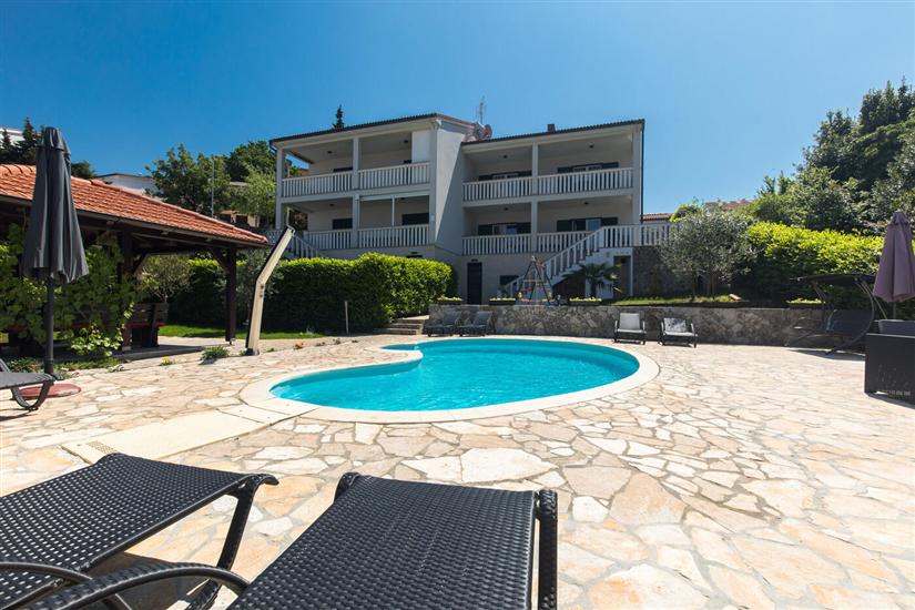 Villa Ore