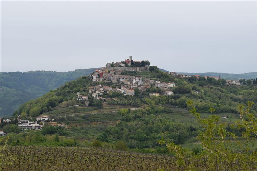 Motovun - tourist guide