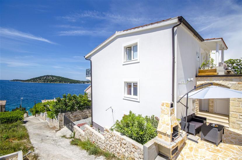 Apartment Bariša
