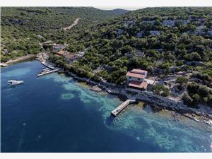 House Happy North Dalmatian islands, Remote cottage, Size 35.00 m2, Airline distance to the sea 5 m