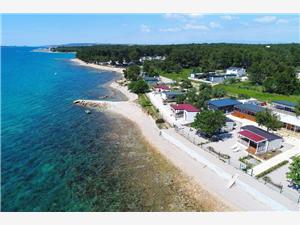 Beachfront accommodation Zadar riviera,Book  3 From 142 €
