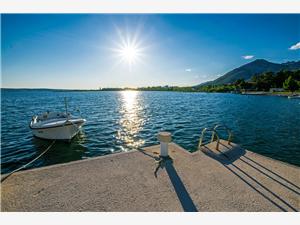 Ferienwohnungen SLAVICA-30 m from the pebble beach Seline, Größe 20,00 m2, Luftlinie bis zum Meer 30 m, Entfernung vom Ortszentrum (Luftlinie) 800 m