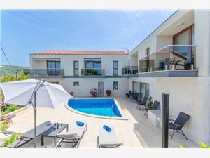 Lägenheter Villa LA Drvenik Veliki, Storlek 35,00 m2, Privat boende med pool, Luftavstånd till havet 120 m