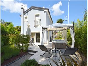 Apartment Kvarners islands,Book  Andrea From 214 €