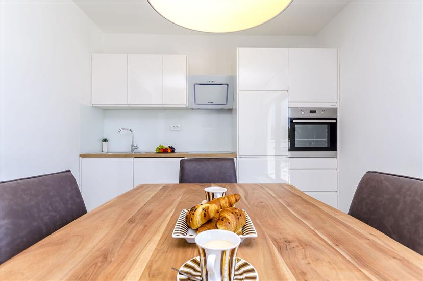 House K1, for 8 persons