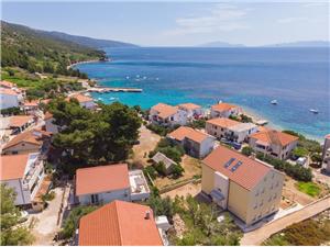 Appartamenti Ljubas Zavala - isola di Hvar, Dimensioni 53,00 m2, Distanza aerea dal mare 100 m, Distanza aerea dal centro città 100 m