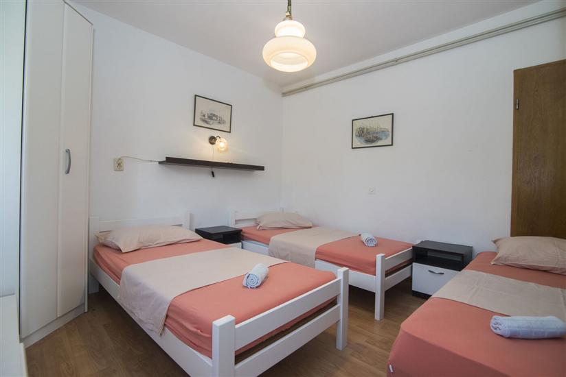 Apartment A2, for 3 persons