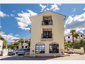 Apartment Kvarners islands,Book  Dumica From 114 €
