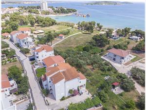 Accommodatie aan zee Sibenik Riviera,Reserveren  Beach Vanaf 71 €