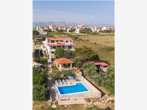 Accommodatie met zwembad Noord-Dalmatische eilanden,Reserveren  Crljenko Vanaf 49 €