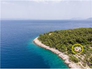 Beachfront accommodation South Dalmatian islands,Book  Dijana From 95 €