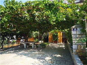 Appartementen Alida Porec, Kwadratuur 62,00 m2, Lucht afstand naar het centrum 800 m
