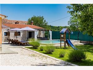 Villa Zvane Zminj, Powierzchnia 165,00 m2