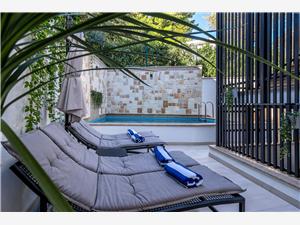 Vila Ribalto Split a riviéra Trogir, Prostor 250,00 m2, Soukromé ubytování s bazénem, Vzdušní vzdálenost od moře 100 m