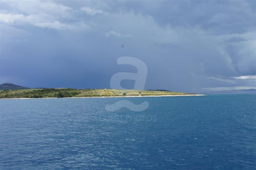 Zizanj - otok Zizanj