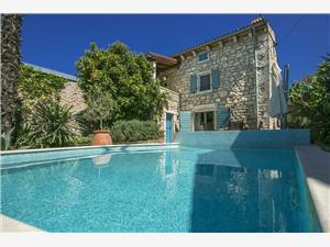 Soukromé ubytování s bazénem Modrá Istrie,Rezervuj  Annette Od 5911 kč