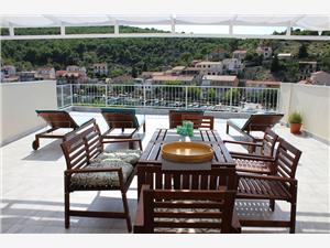 Apartmani Ivan Zaton Zaton (Sibenik), Kvadratura 50,00 m2, Zračna udaljenost od centra mjesta 10 m
