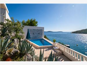 Beachfront accommodation Split and Trogir riviera,Book  Sine From 571 €
