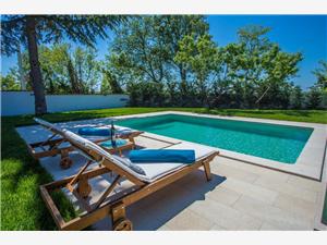 Alloggi con piscina l’Istria Blu,Prenoti  Cassiano Da 152 €