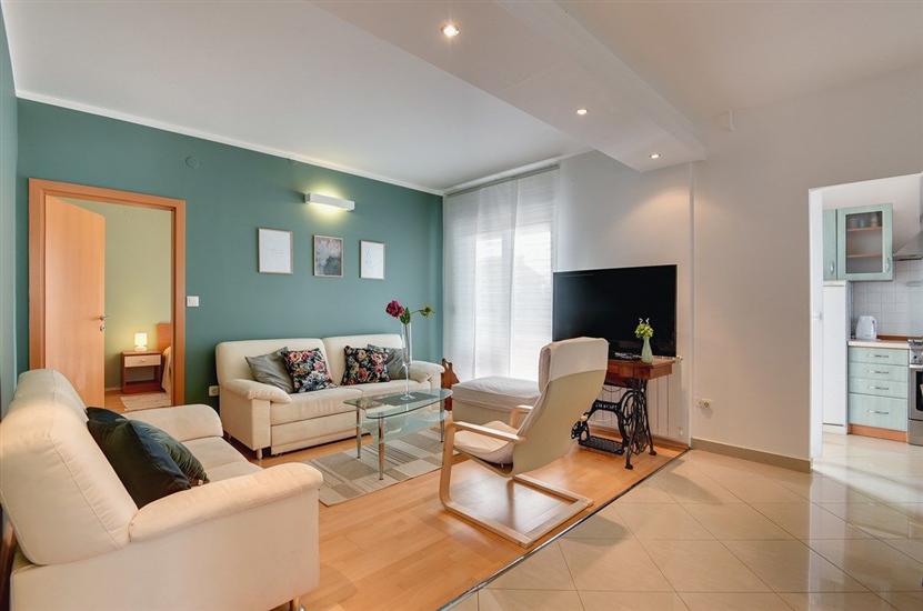 Apartments Villa Delia 16841 Medulin, Blue